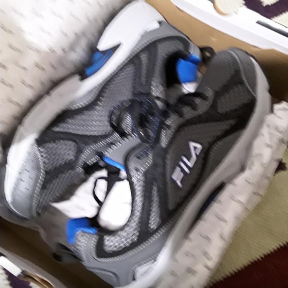 Men Shoes - Picture 7 of 7